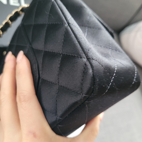 Chanel Medium Classic Double Flap - Picture 10 of 13